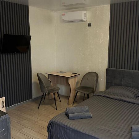 Guest House TTchernihiv Extérieur photo