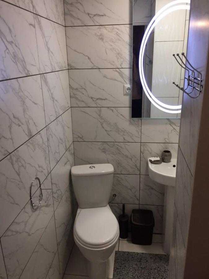 Guest House TTchernihiv Extérieur photo
