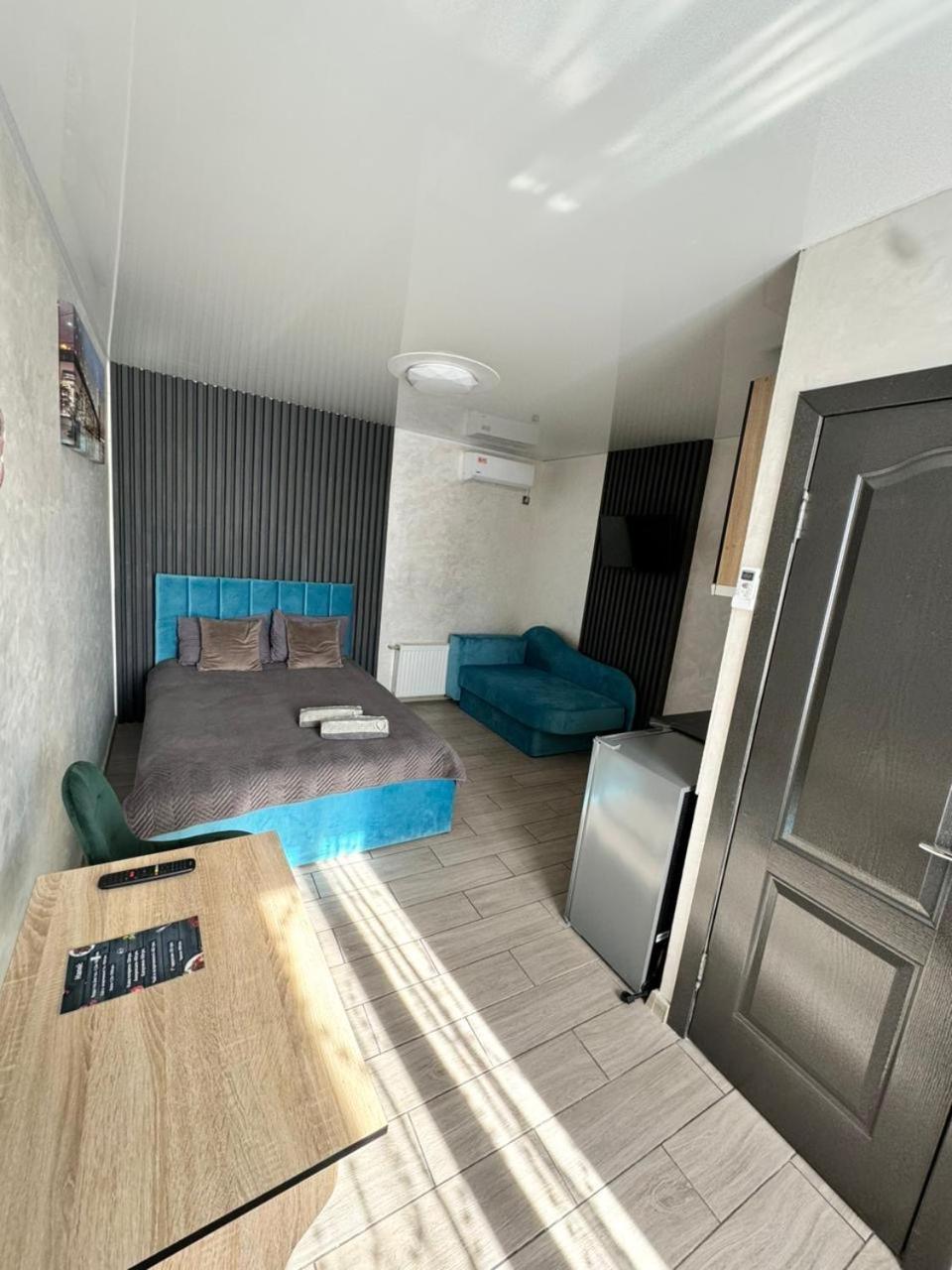 Guest House TTchernihiv Extérieur photo